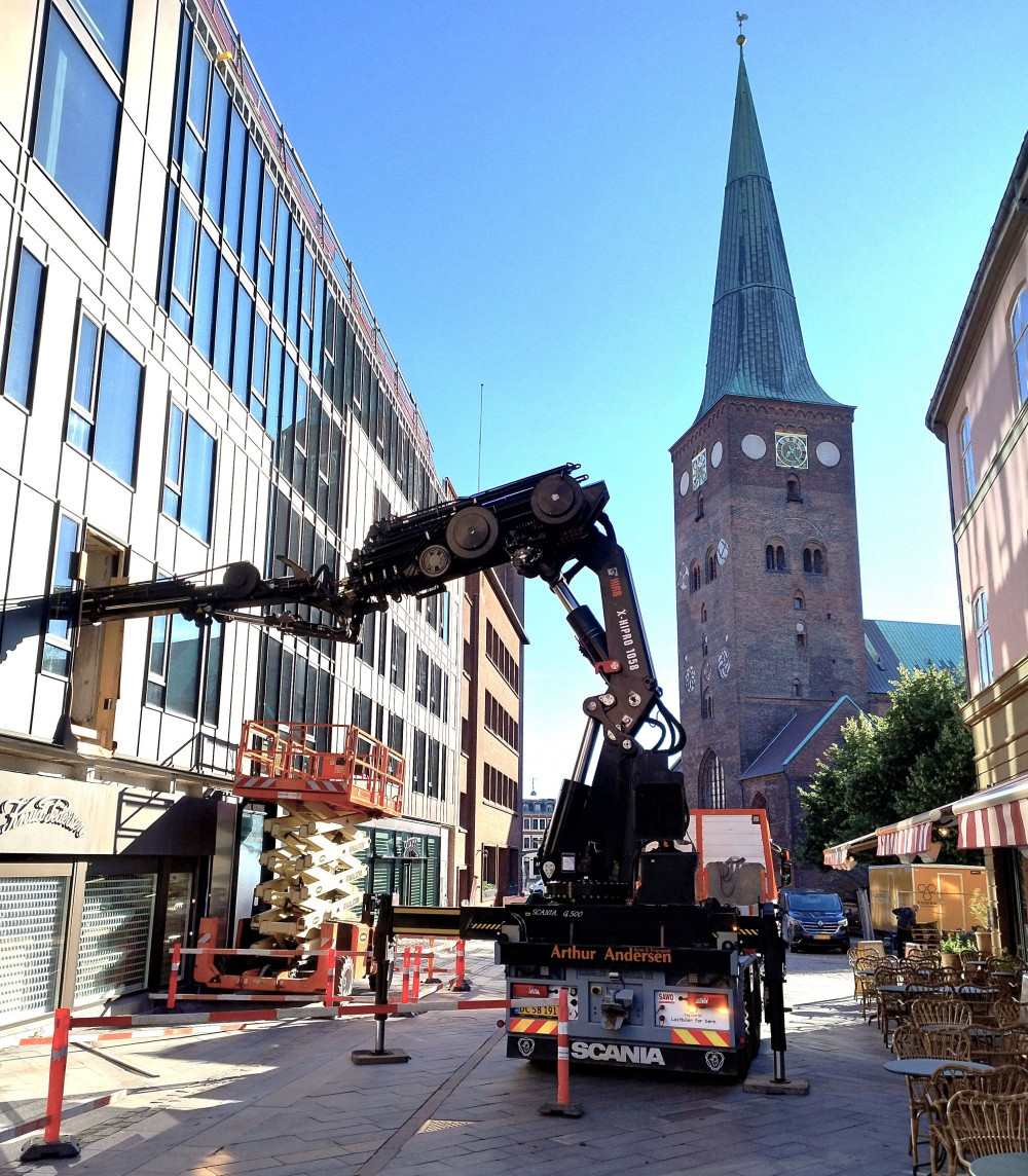 105 tm affald ud af hus Storetorv Århus